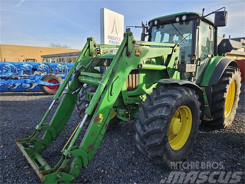 John Deere 6820 Premium Plus 731 læsser TLS Traktori