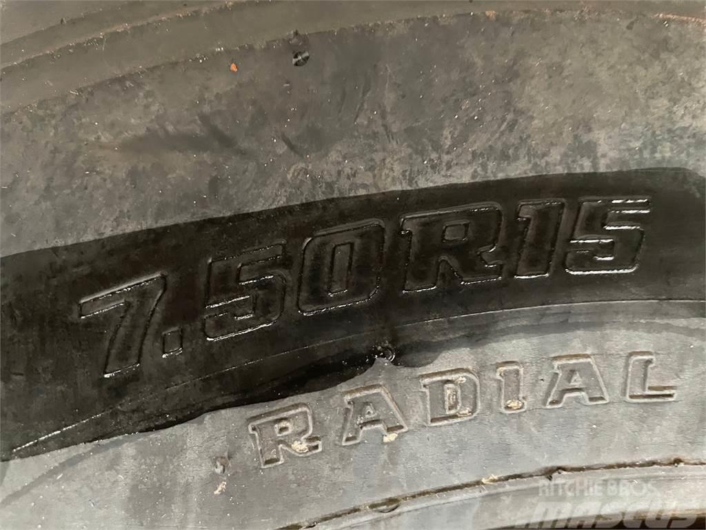  7.50XR15 Bridgestone dæk på fælg - 8 stk Riepas, riteņi un diski
