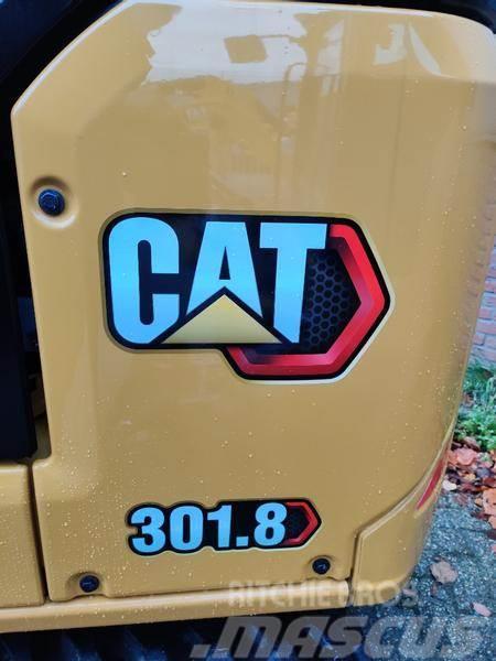 CAT 301.8 Dakšas