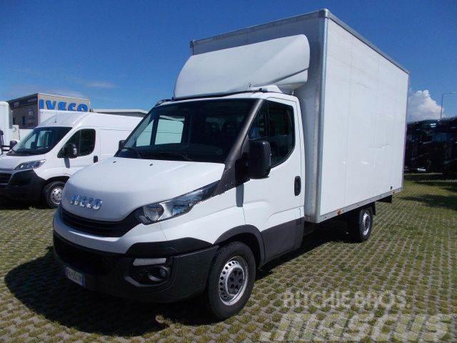 Iveco DAILY 35S12 - 3750 Furgons