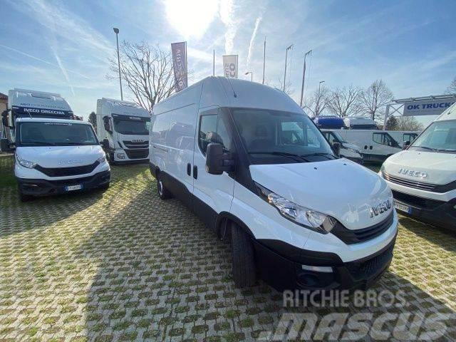Iveco DAILY 35S14 Furgons
