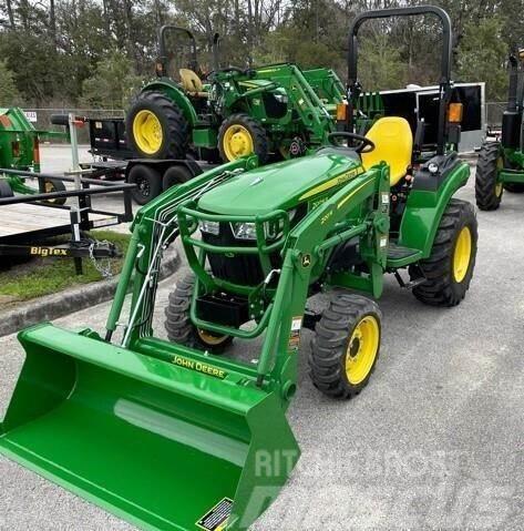 John Deere 2032R Kompaktie traktori