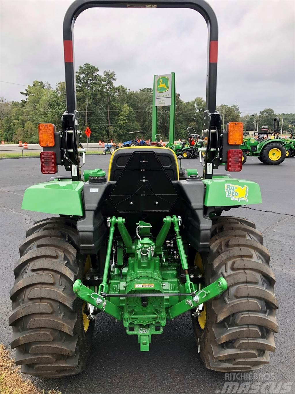 John Deere 3025D Kompaktie traktori