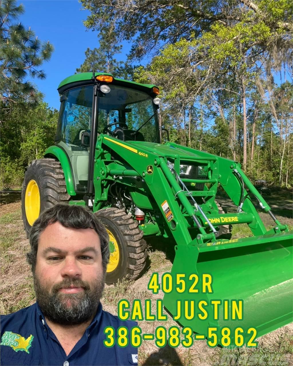 John Deere 4052R Traktori