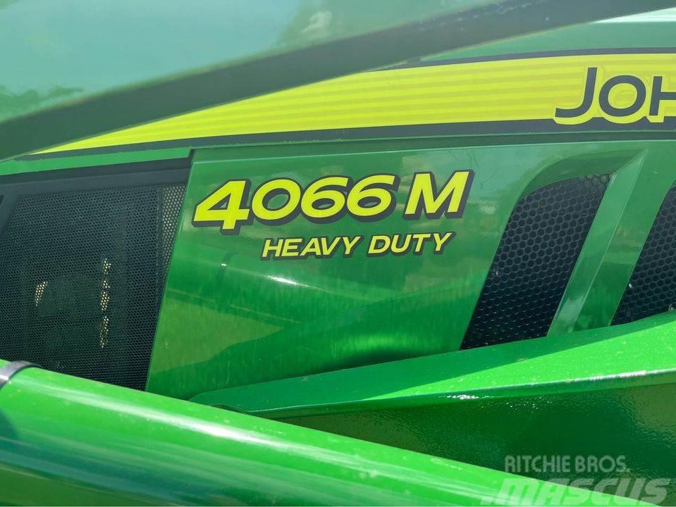 John Deere 4066M Kompaktie traktori