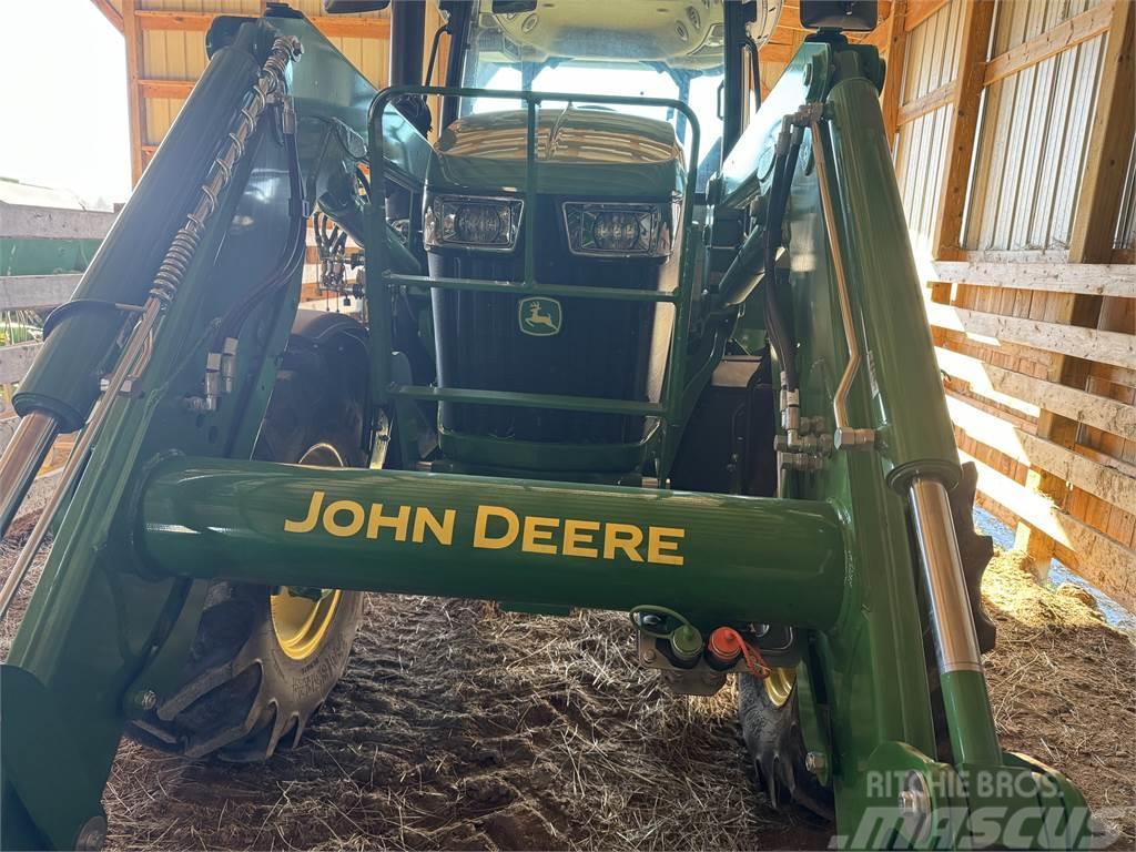 John Deere 6135E Cab Kompaktie traktori
