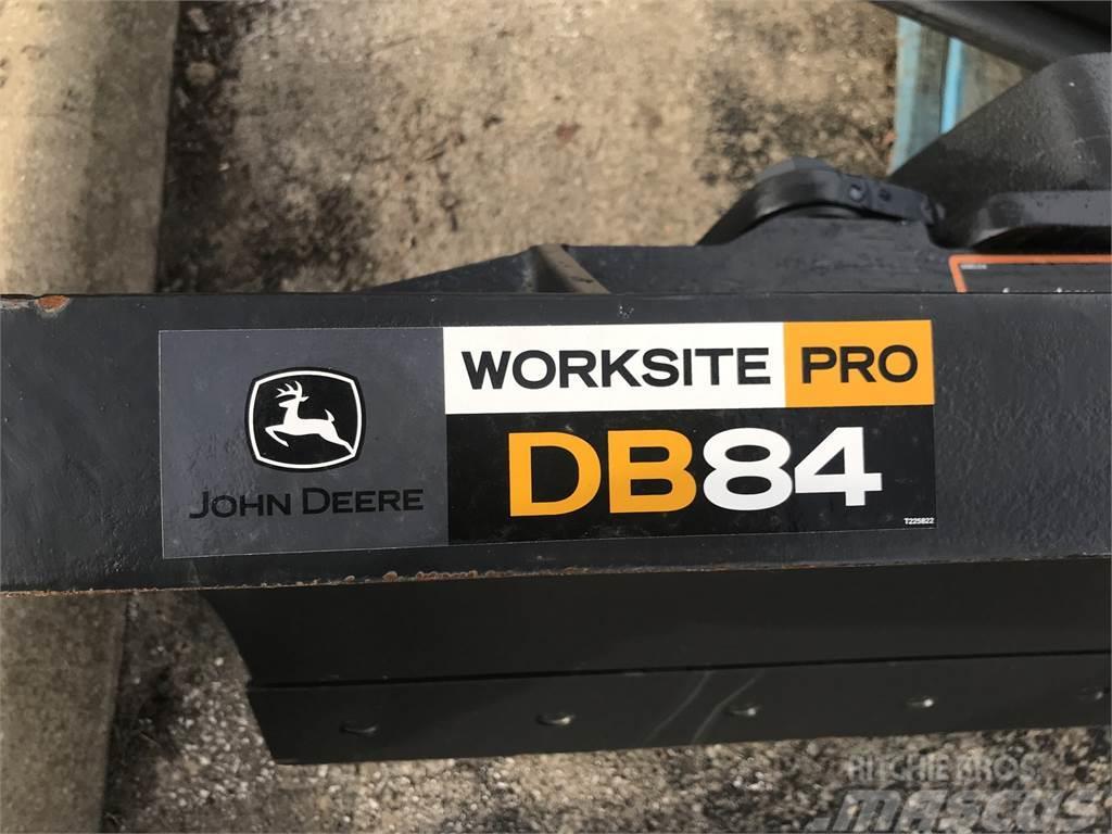 John Deere DB84 Citi