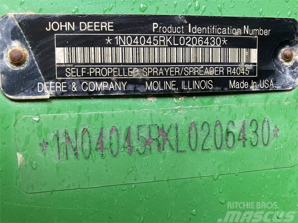 John Deere R4045 Piekabināmie smidzinātāji(miglotāji)