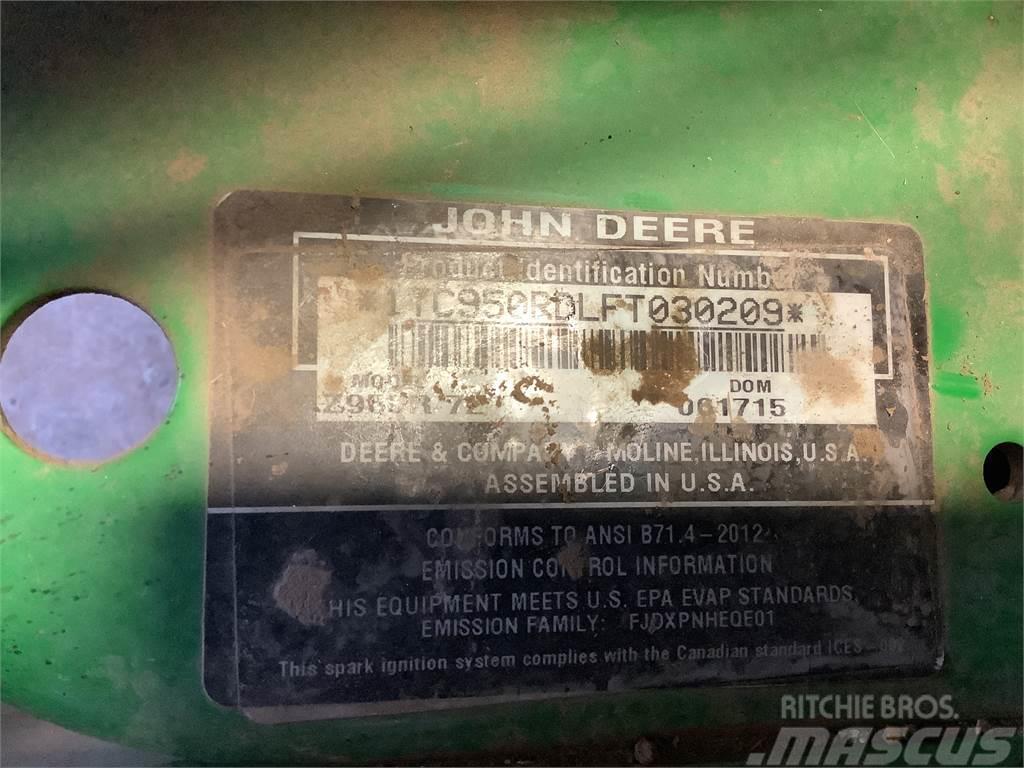 John Deere Z950R Nulles pagrieziena zāles pļāvēji