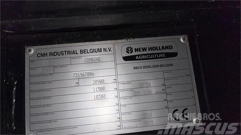 New Holland CR9.90 Ražas novākšanas kombaini