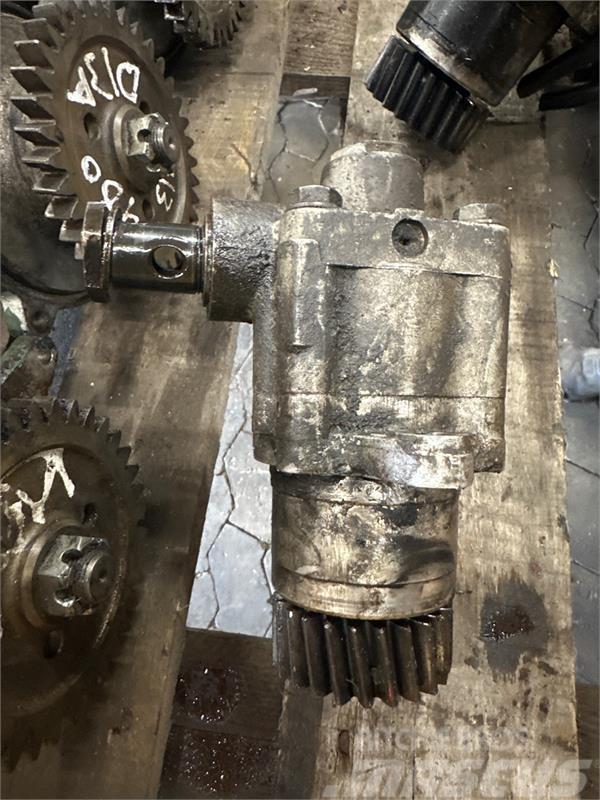 Volvo VOLVO STEERING PUMP 2108156 Other components