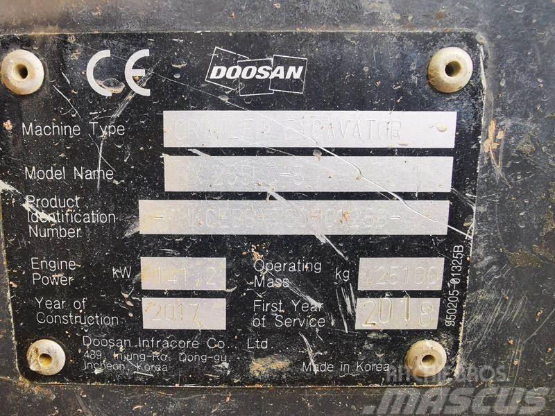 Doosan DX 255 NLC 5 Kāpurķēžu ekskavatori