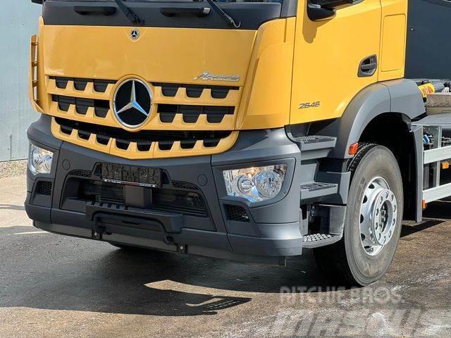 Mercedes-Benz Arocs 2646 mit HYVA 2047-S Abrollkipper *NEU* Treileri ar āķi