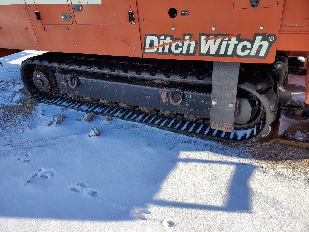 Ditch Witch JT8020 MACH 1 Horizontālā virziena urbšanas iekārtas
