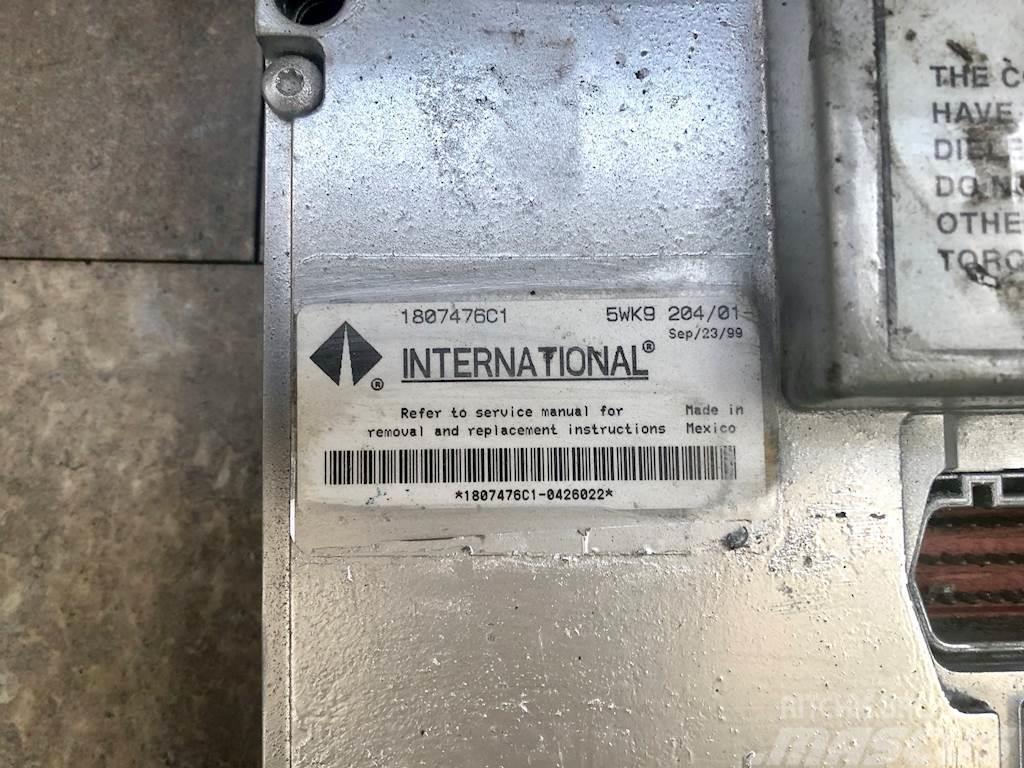 International DT466 Electronics