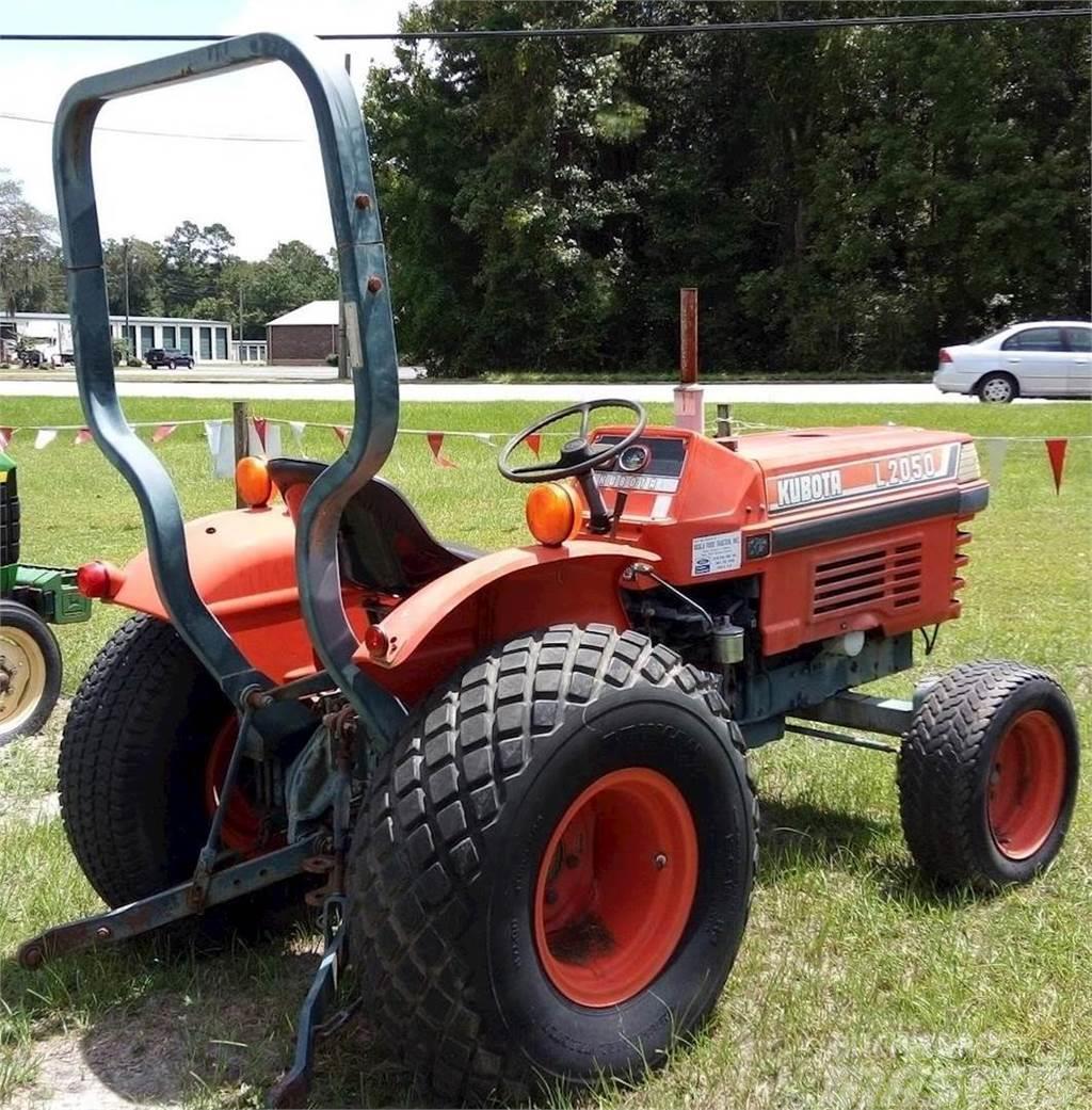 Kubota L2050 Traktori