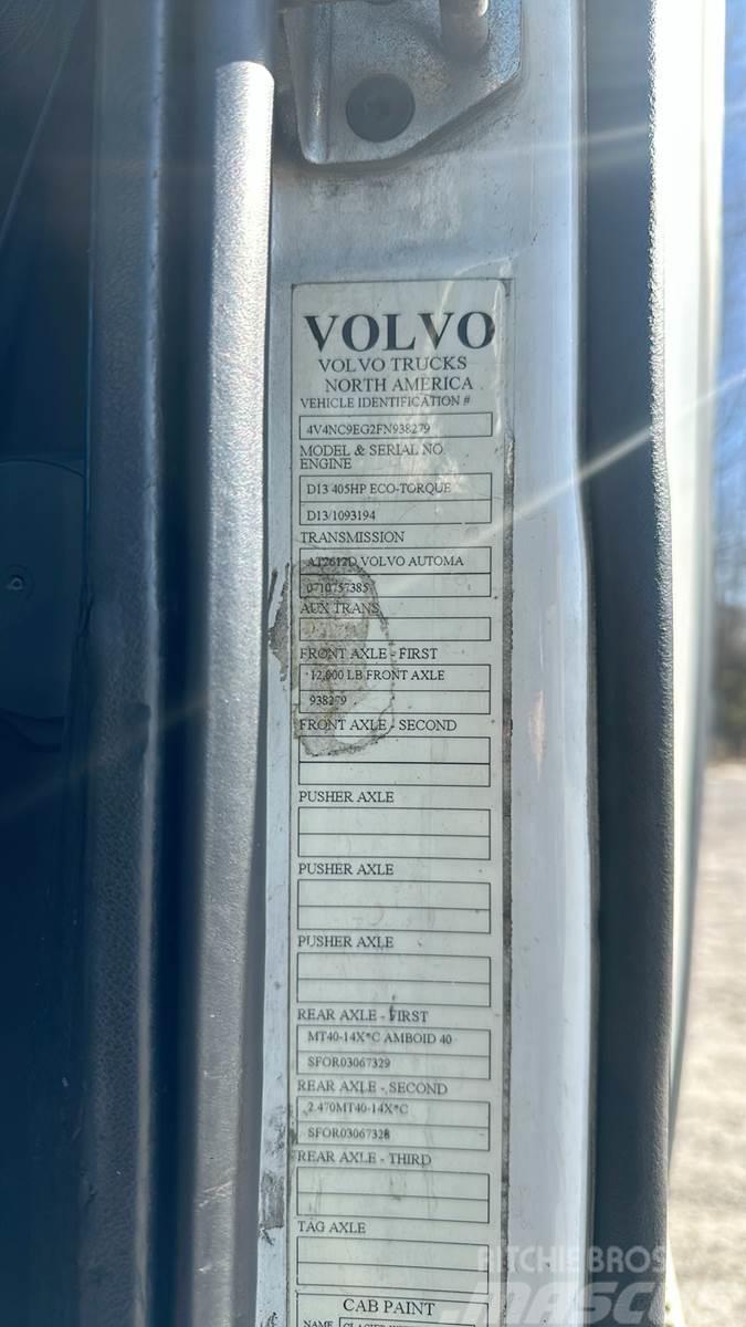 Volvo VNL300 Vilcēji