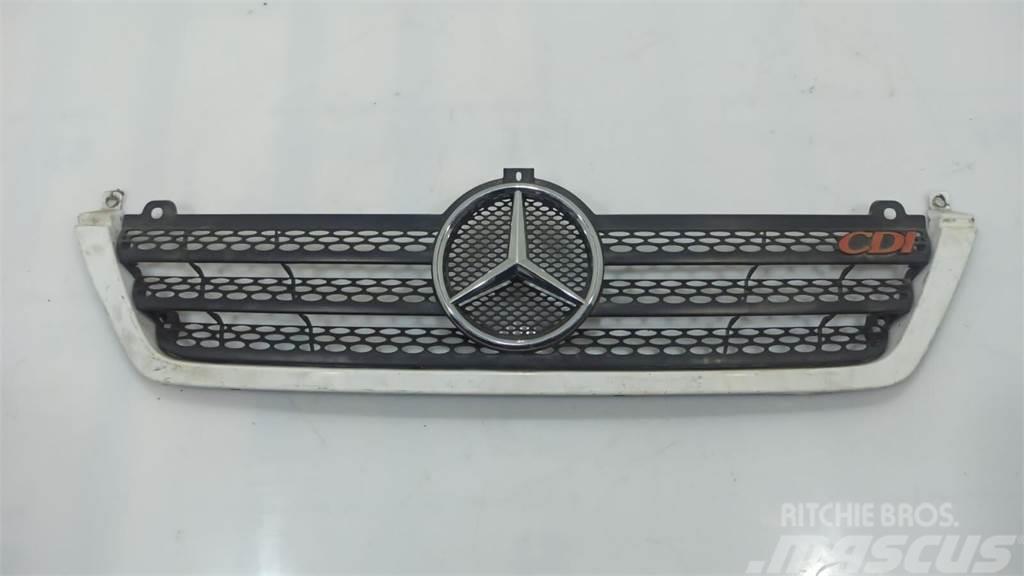 Mercedes-Benz Sprinter CDI 1995-2006 Kabīnes un interjers