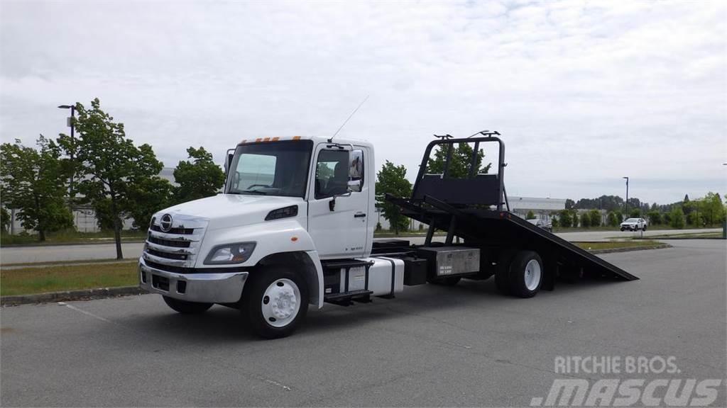 Hino Conventional Cab Recovery vehicles
