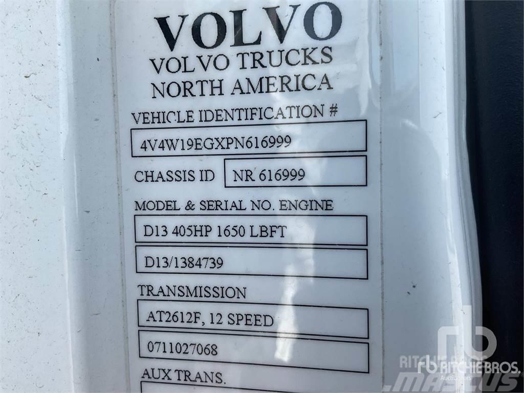 Volvo VNR Vilcēji