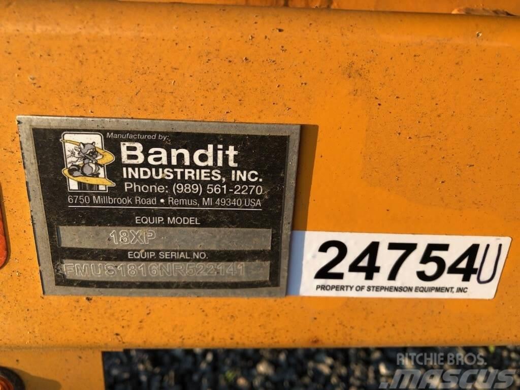 Bandit Intimidator 18XP Towable Koksnes šķeldotāji