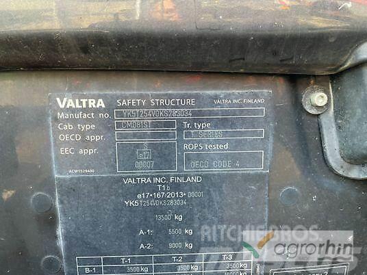 Valtra T254V Traktori