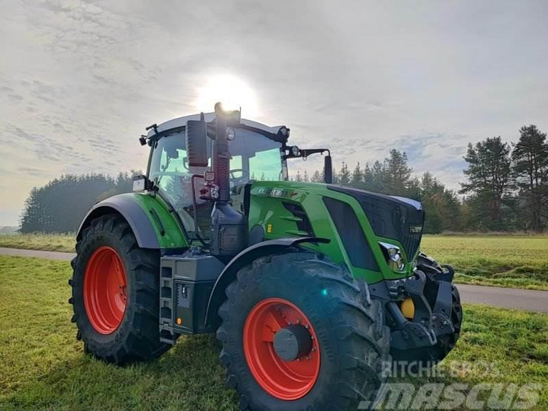 Fendt 828 VARIO S4 PROFI+ Traktori