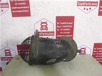 Mercedes-Benz Atego radiator duct A9425281207