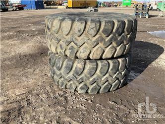 Triangle 2 x 23.5R25 Tyres