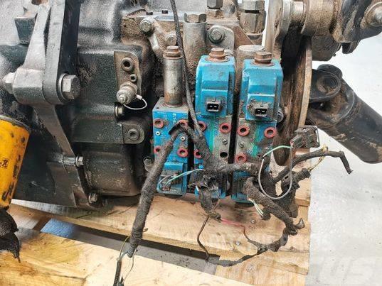 JCB 530-70 angular gearbox Transmisija