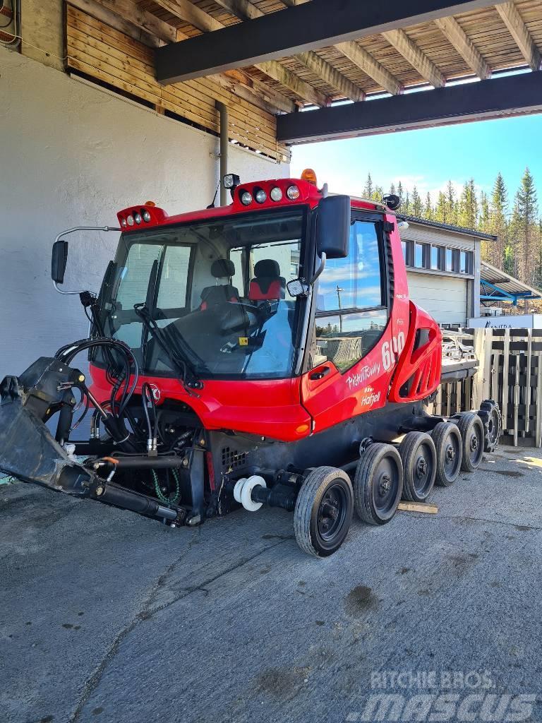Kässbohrer PistenBully 600 Sniega traktori
