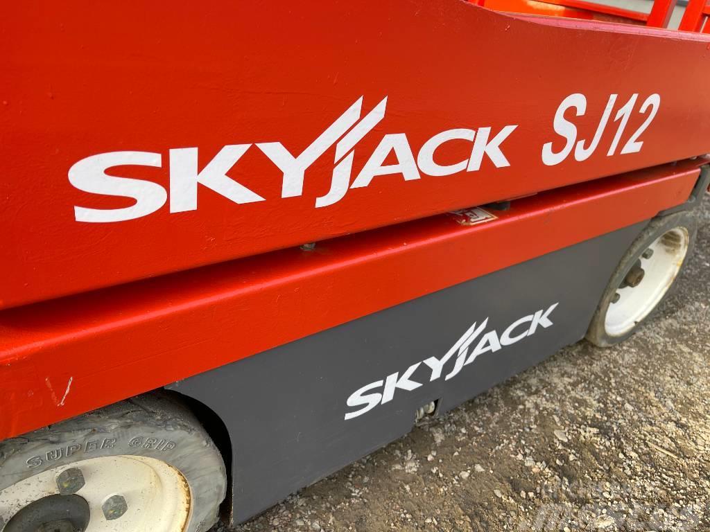 SkyJack SJ 12 Pelarlift Šķerveida pacēlāji