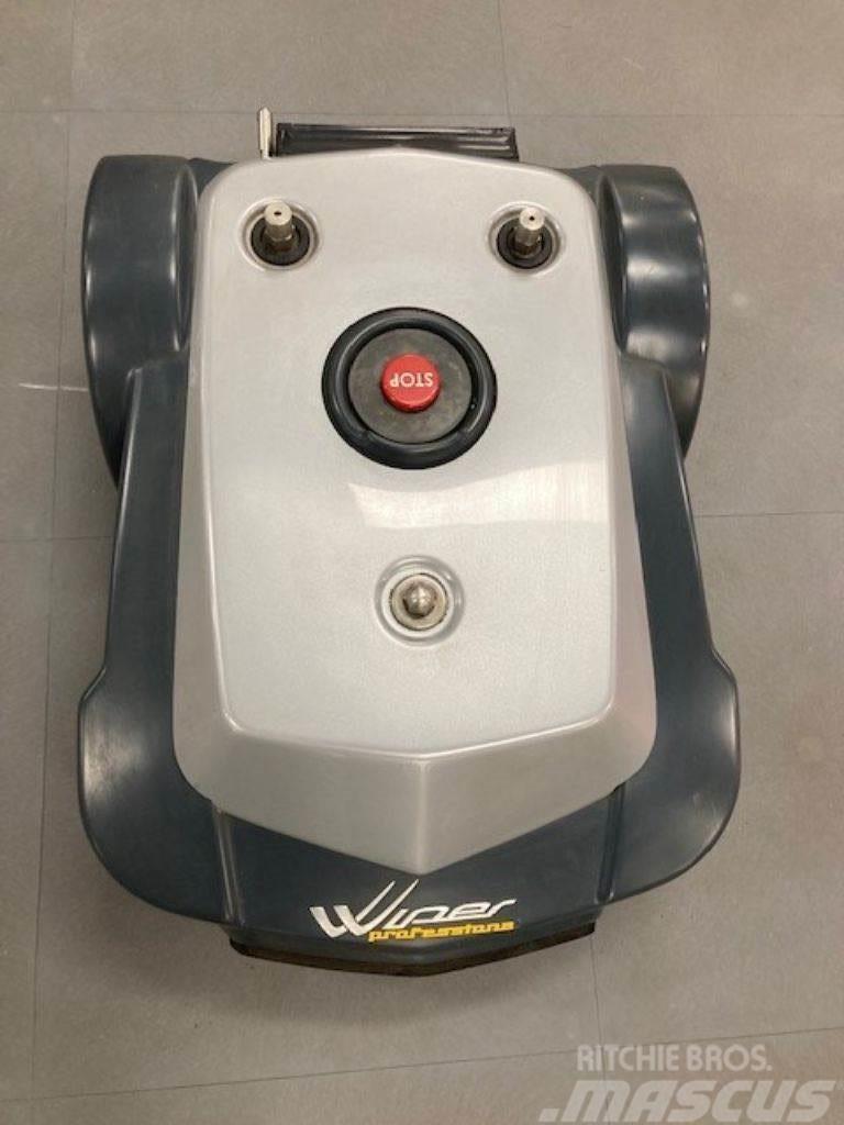  WIPER P70 S robotmaaier Robots- zāles pļāvējs