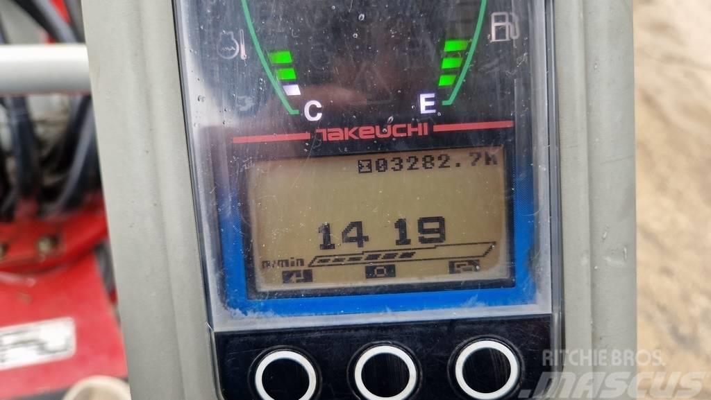 Takeuchi TB225 - POWERTILT - 3X BUCKETS - 2019 YEAR Mini ekskavatori < 7 t