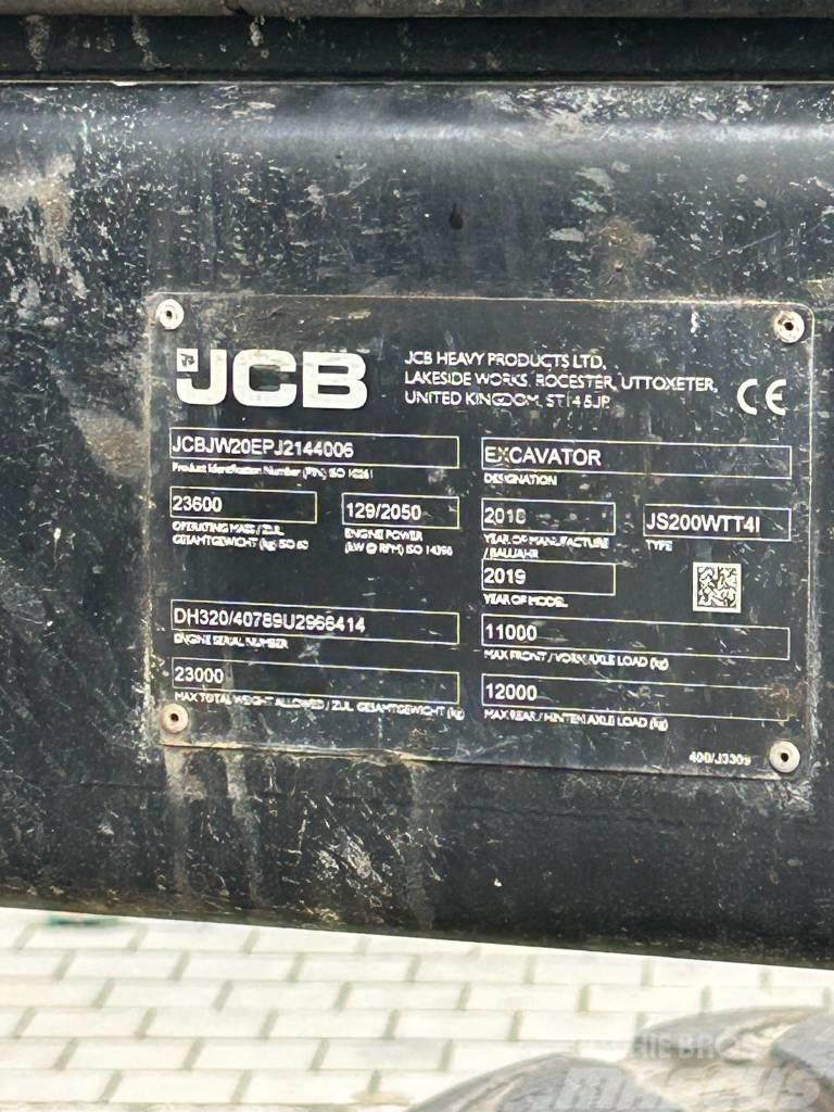 JCB JS 200 W Ekskavatori uz riteņiem