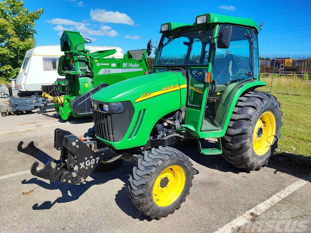 John Deere 4520 Kompaktie traktori