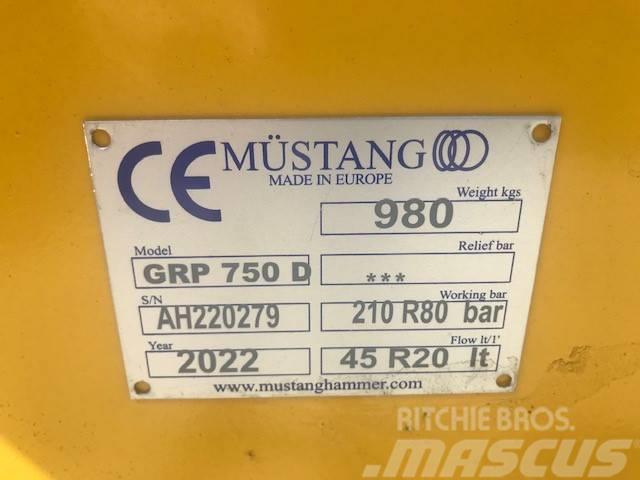 Mustang GRP750 D (+ CW30) sorteergrijper Pašgrābji