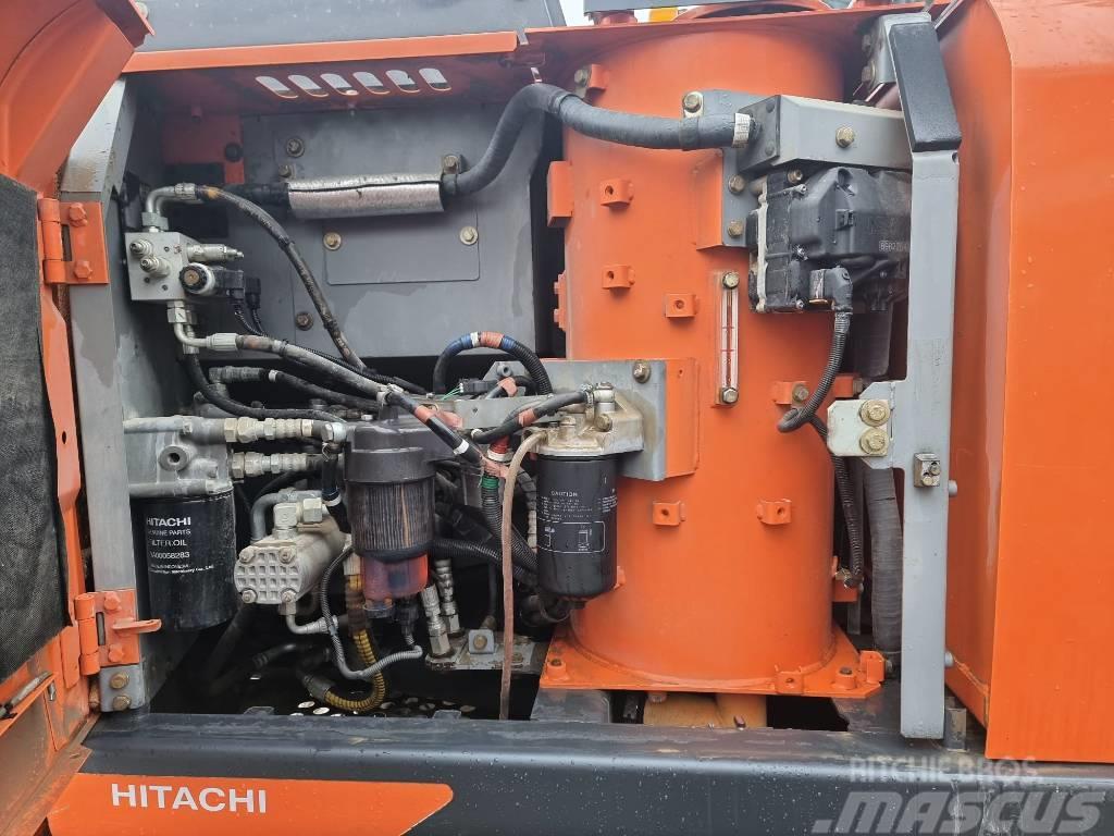 Hitachi ZX 130 LC N-6 Kāpurķēžu ekskavatori
