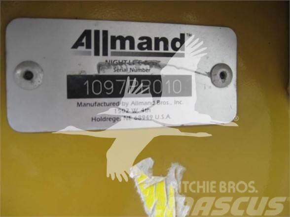 Allmand Bros NIGHT-LITE PRO NL7.5 Gaismas torņi