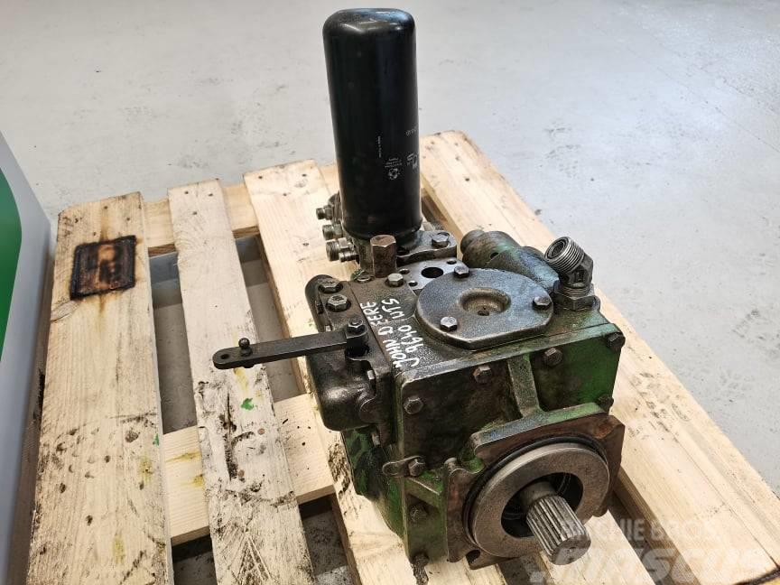 John Deere 9640 WTS {AH161250} hydraulic pump Hidraulika