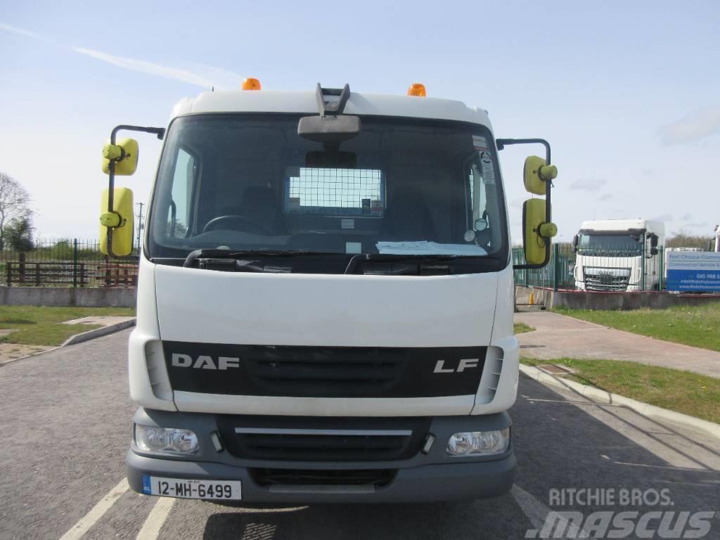DAF 45.210 ATI Platformas/kravas mašīnas ar vinču
