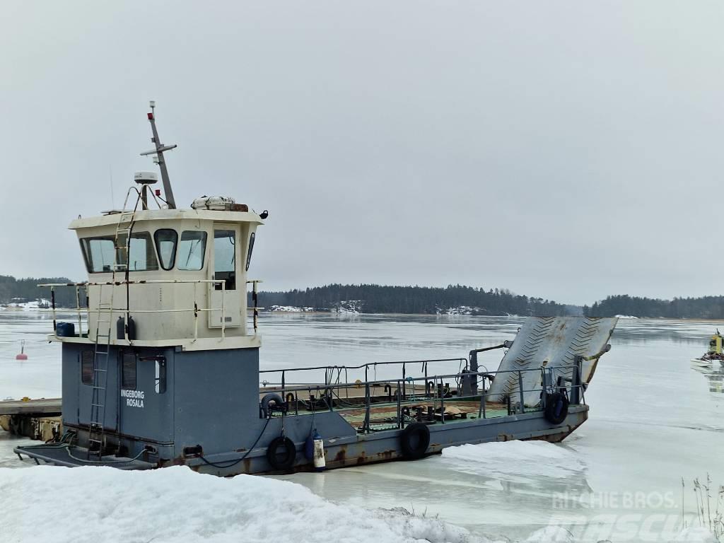  Transport vessel 11,9x4x1m Darba laivas / baržas