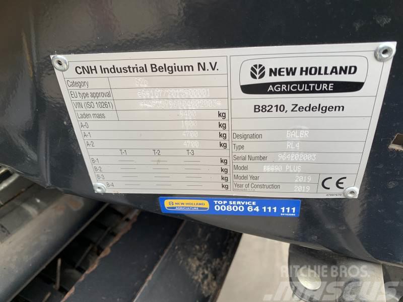 New Holland BIGBALER 890 RC PLUS Ķīpu preses