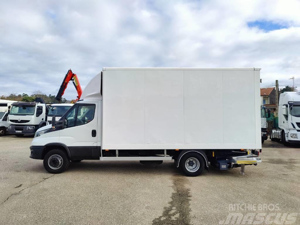 Iveco DAILY 70C18 Furgons