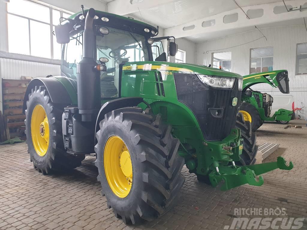John Deere 7290 R Traktori