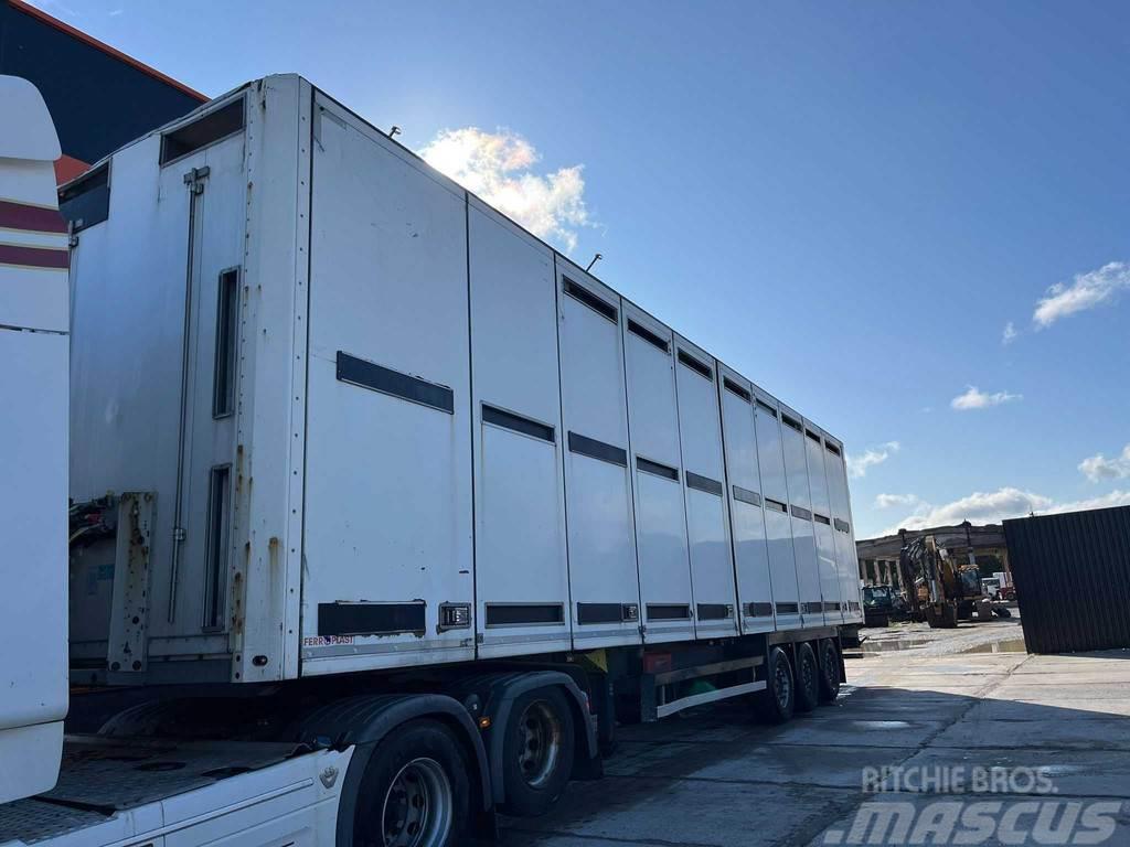 Schmitz Cargobull NKS SCB S3B BOX L=13682 mm Dzīvnieku transportēšanas piekabes