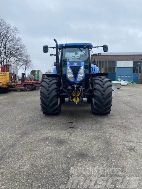 New Holland T7 210 T7.210 Traktori