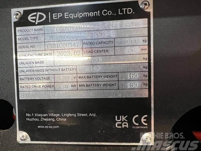EP EFL303-B met een hefhoogte van 4,8 meter Elektriskie iekrāvēji