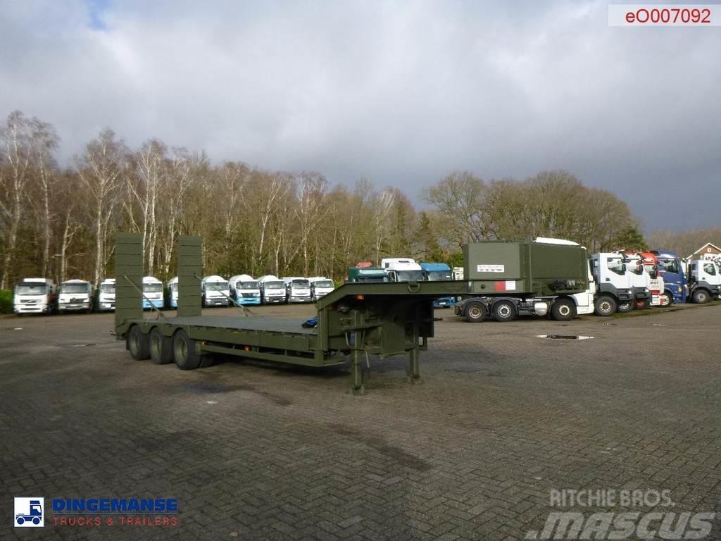 Broshuis 3-axle semi-lowbed trailer E-2130 / 73 t + ramps Tents treileri