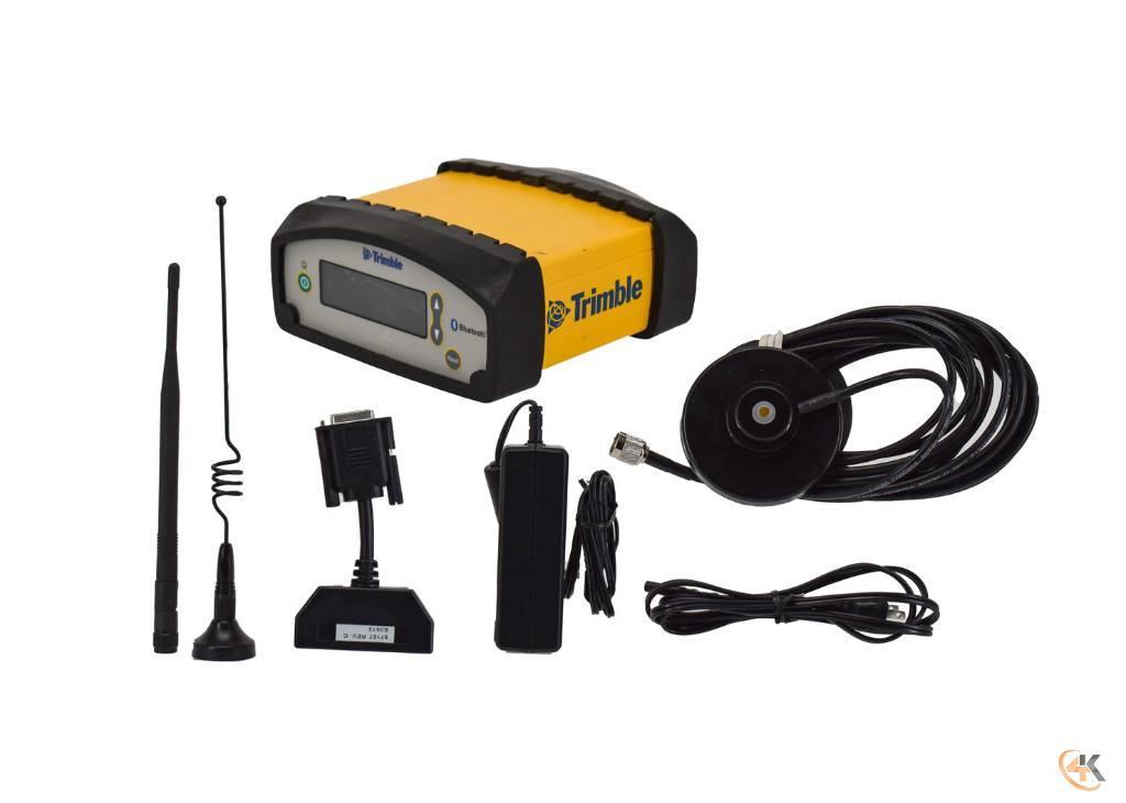 Trimble SNB900 GPS Radio Repeater w/ Internal 900MHz Radio Citas sastāvdaļas